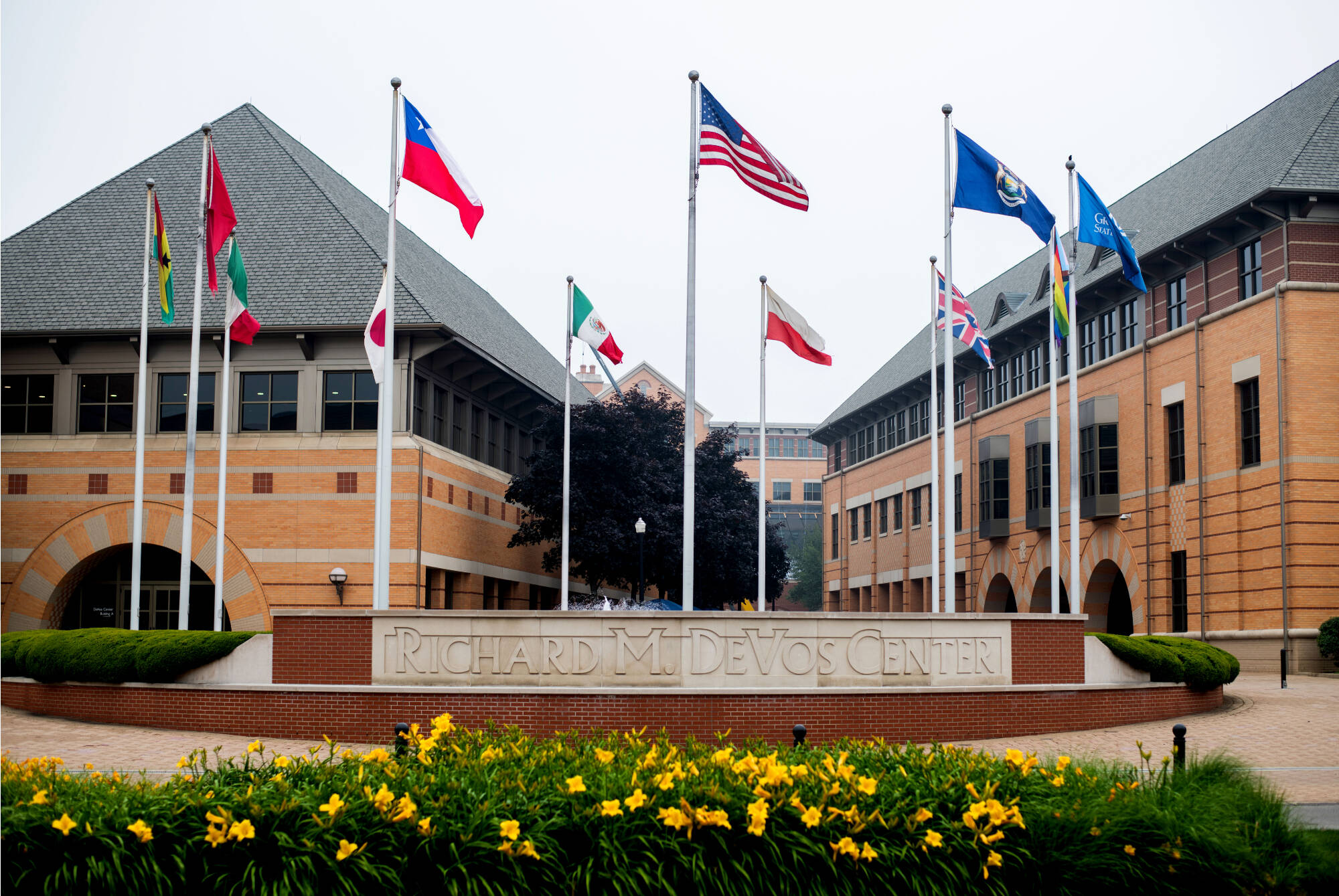 CECI College Building